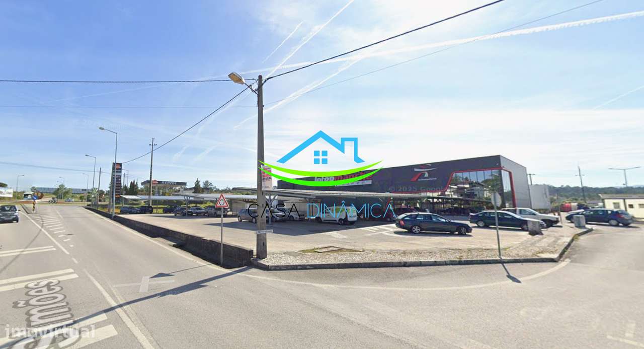 Apartamento T2 com garagem no centro de Soure-22