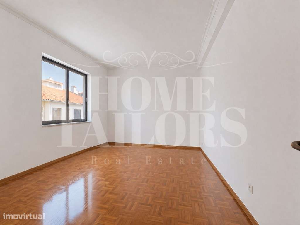 Apartamento T3 com ótimas áreas, no Estoril.-21