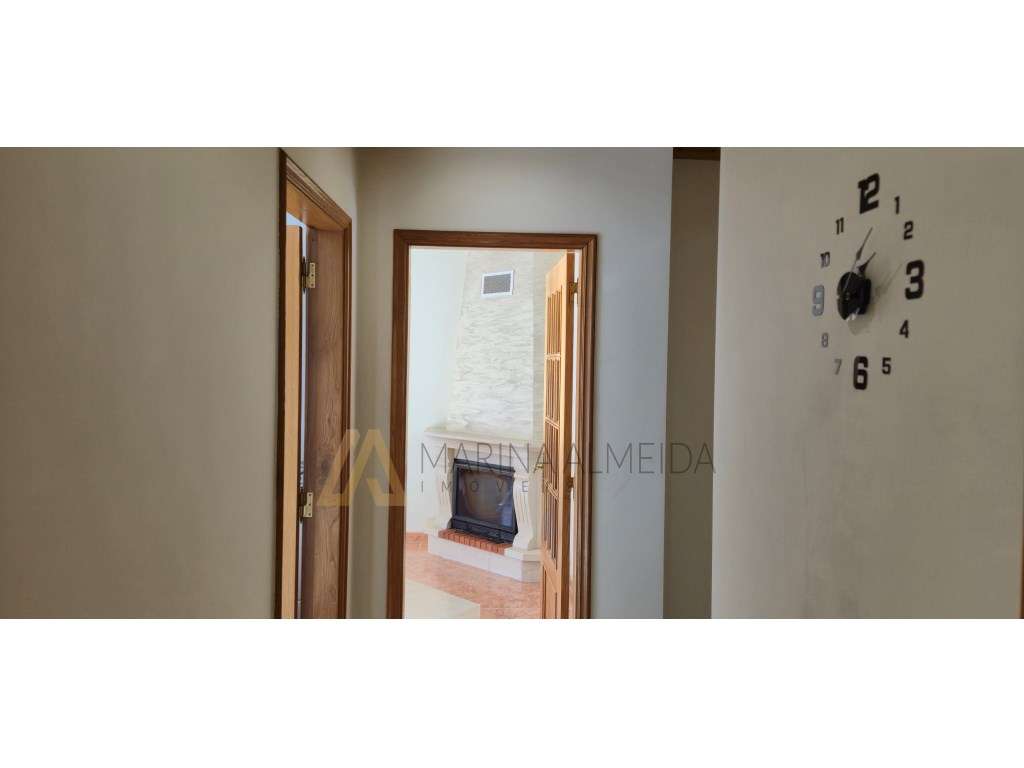 Apartamento t2 1º andar muito luminoso, com varanda despensa e arre... - Grande imagem: 4/18