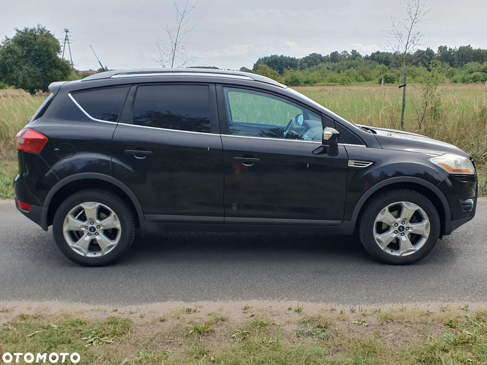 Ford Kuga - 4