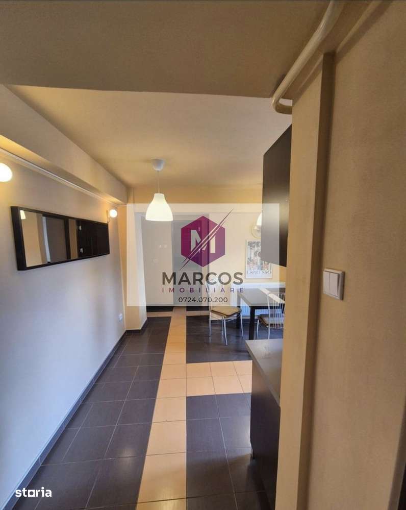 Vand apartament 3 camere Micro 4-3