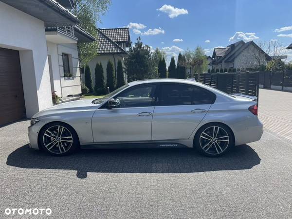 BMW Seria 3 340i xDrive M Sport Shadow - 12