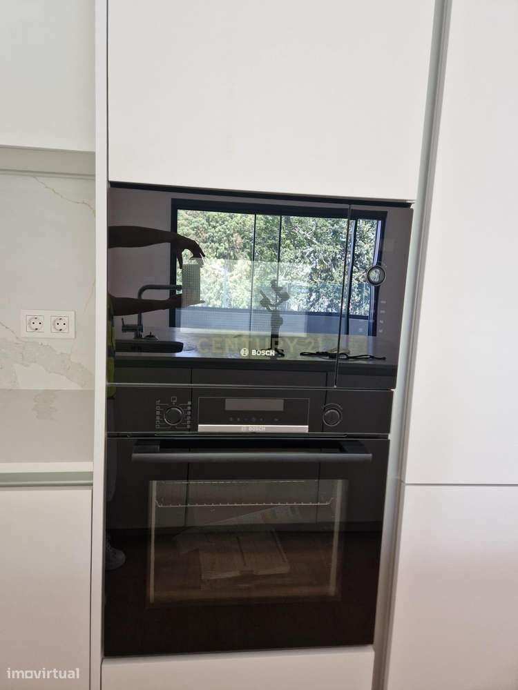 Apartamento T2 com Vista Panorâmica em Vila Nova de Gaia!-38