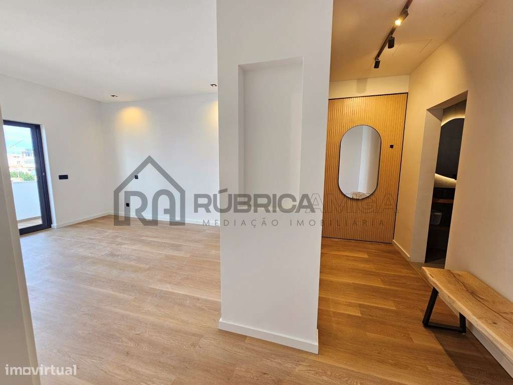 T3 renovado na zona de Betunes em Loulé-7