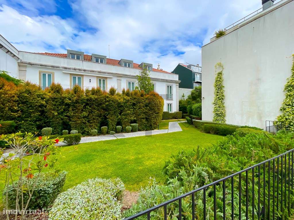 Apartamento T3+1 com Jardim Privado no Palácio Vila Garcia para Ven...-51