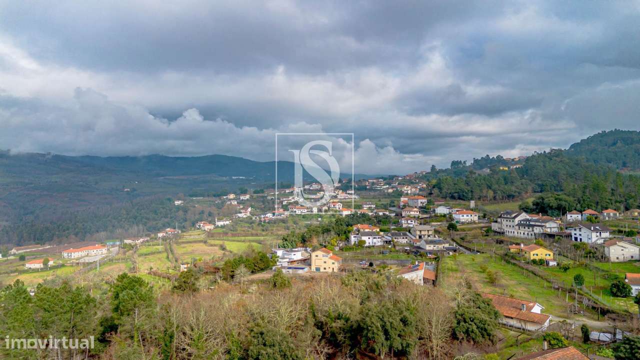 Moradia T3 em Fridão, Amarante-41