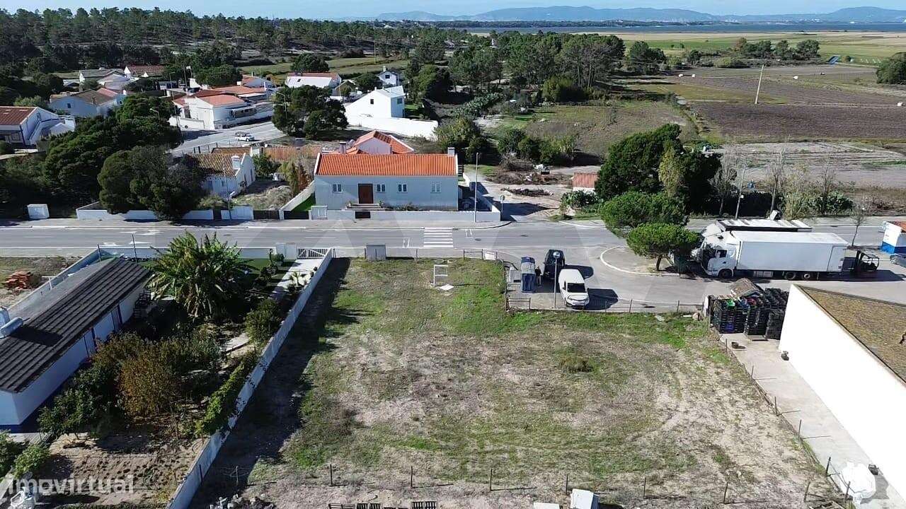 Terreno Urbano - Grande imagem: 1/16