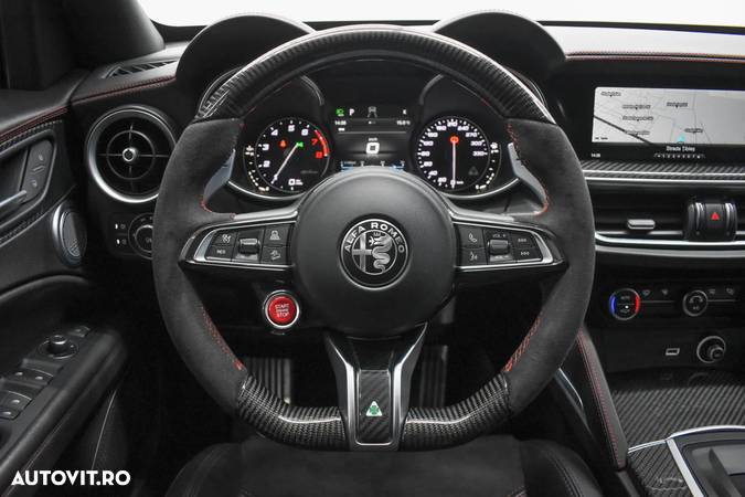 Alfa Romeo Stelvio 2.9 V6 Turbo AWD AT8 Quadrifoglio - 17