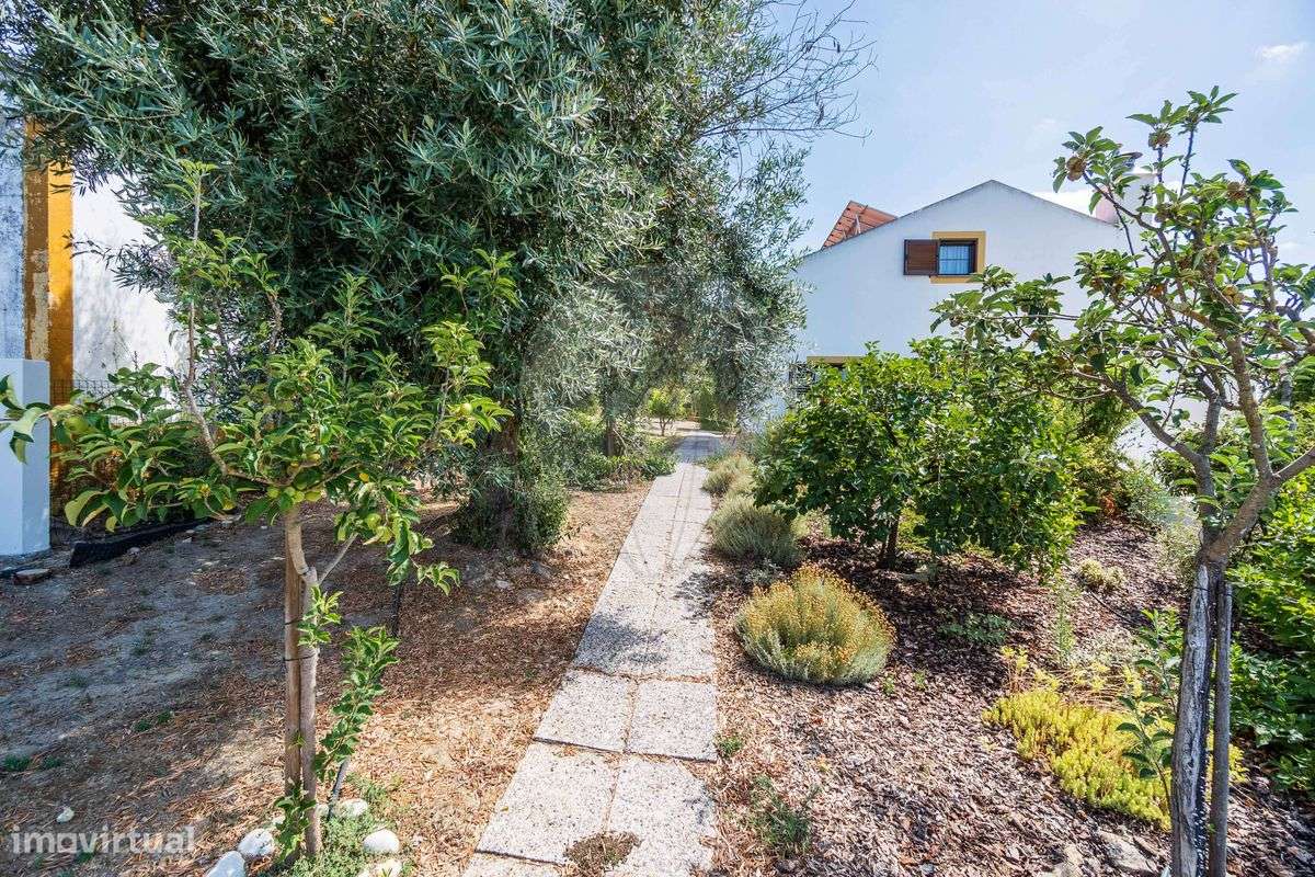 Moradia T4 para venda-46