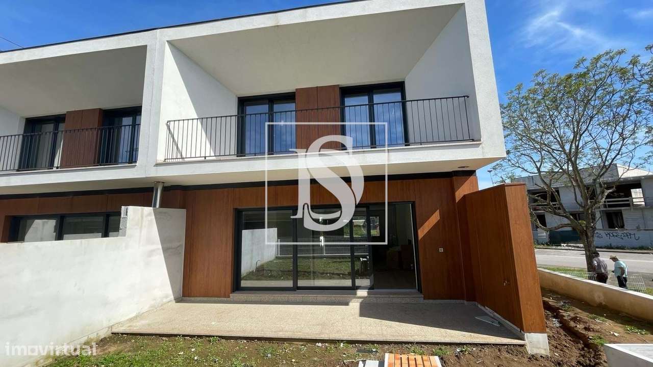 Moradia em Banda T3 em UDF de Merelim (São Pedro) e Frossos - Grande imagem: 3/23