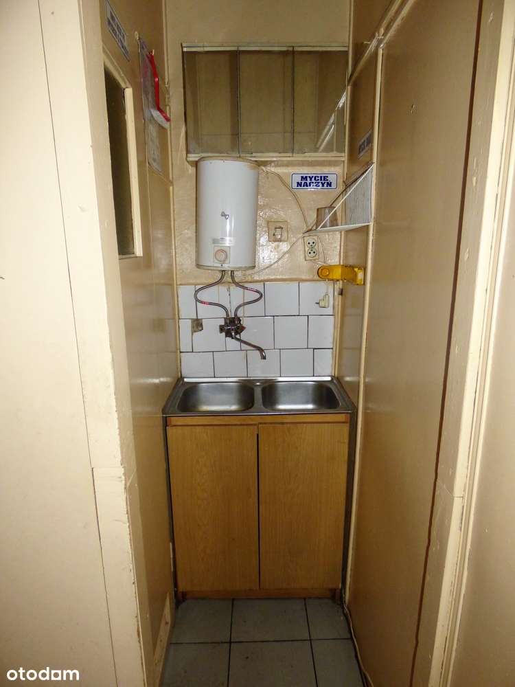 Ogrzewanie miejskie, Próchnika przy Piotrkowskiej, z witryną-7