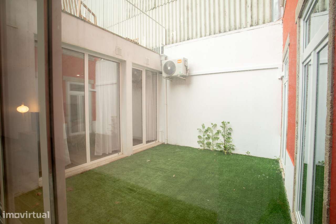 +6% Yield | Luxury Garden T2 no Centro Histórico do Porto – 107m²-17