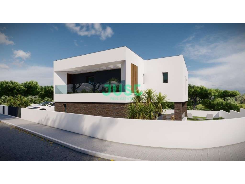 Moradia isolada, T4 com piscina e garagem na Charneca da Caparica - Grande imagem: 4/23