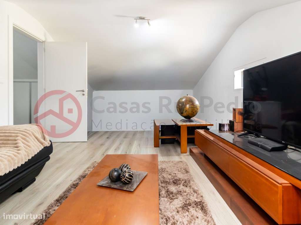 Moradia T3+2 Remodelada com garagem 740 m² de Terreno em St Antonio...-52