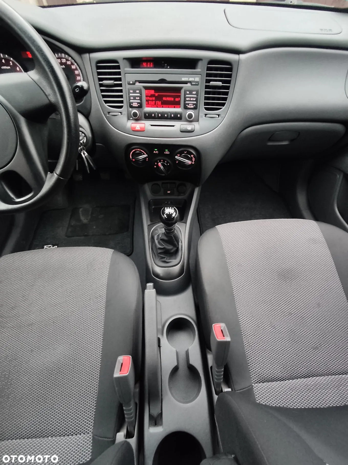 Kia Rio 1.4 Comfort - 13