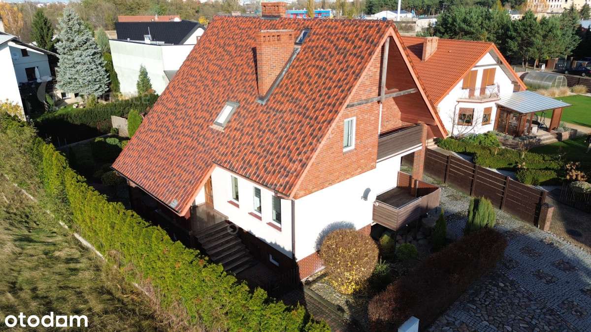 Dom z warsztatem i garażem - Konin