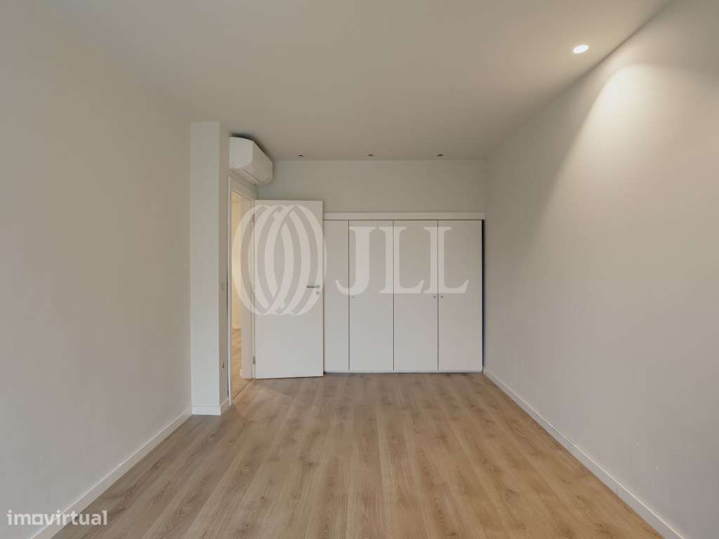 Apartamento T4 duplex jardim privativo nas Antas, Porto-14