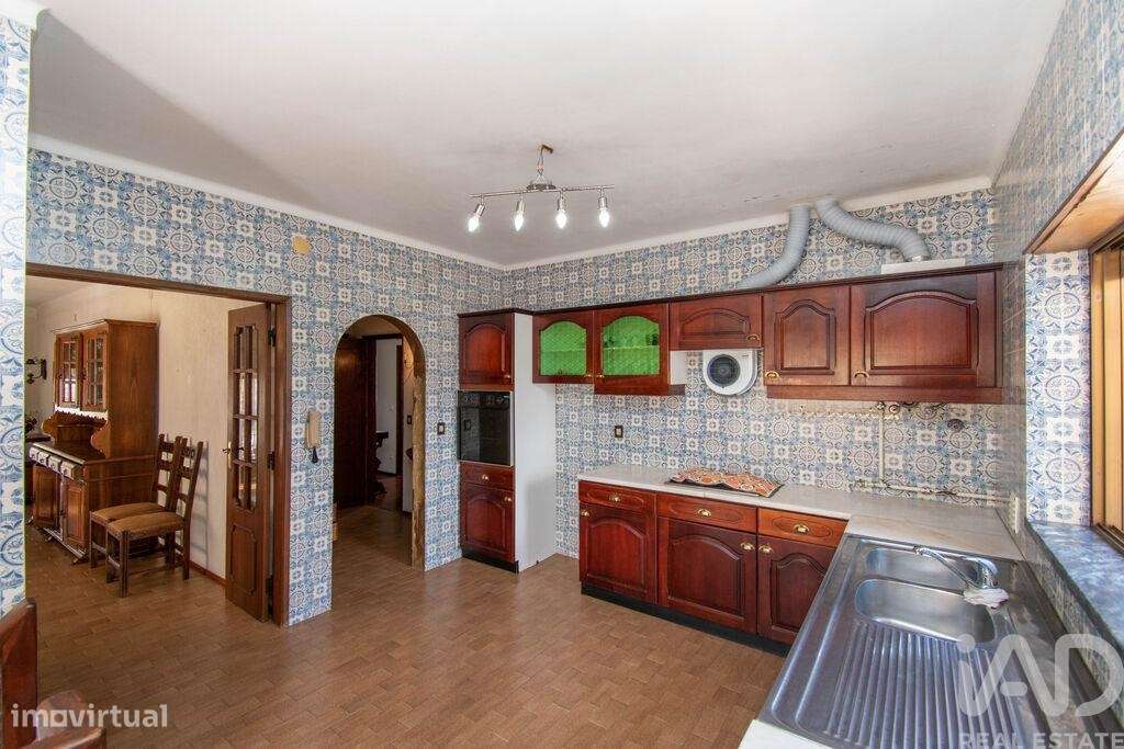 Moradia isolada T3 em Marinha Grande de 240 m2 - Grande imagem: 5/37