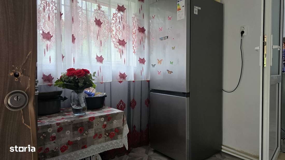 Casa in Simeria - Imagine principală: 5/18