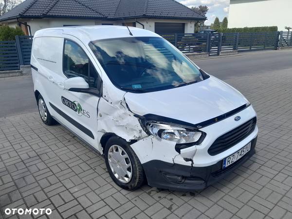 Ford Transit Courier 2018 - 3