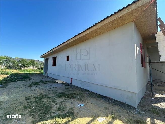 Utvin- toate utilitatile- 4 camere- bucatarie inchisa-4