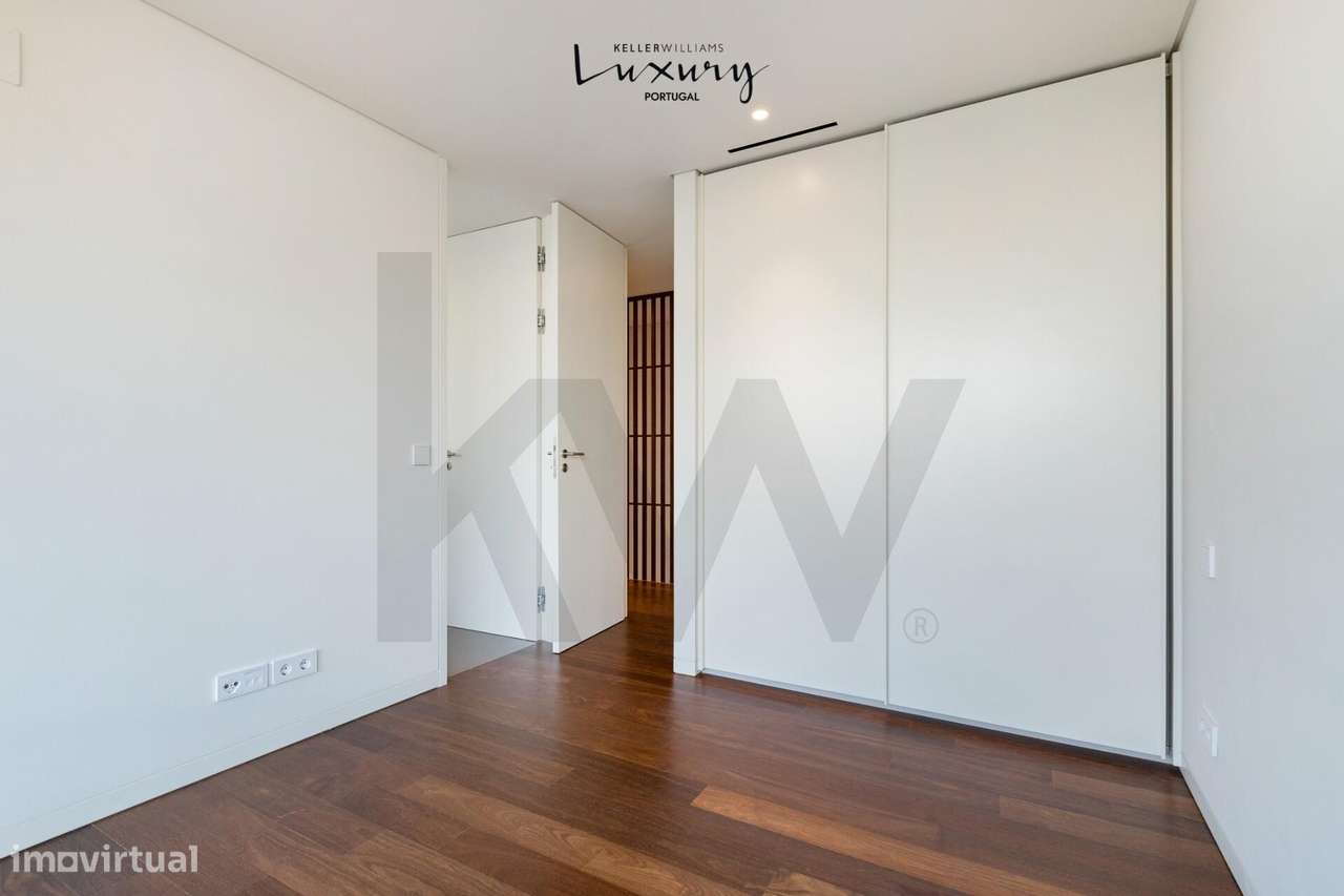 Moradia T3 de Luxo | Condomínio Sandwoods | Quinta da Marinha-43