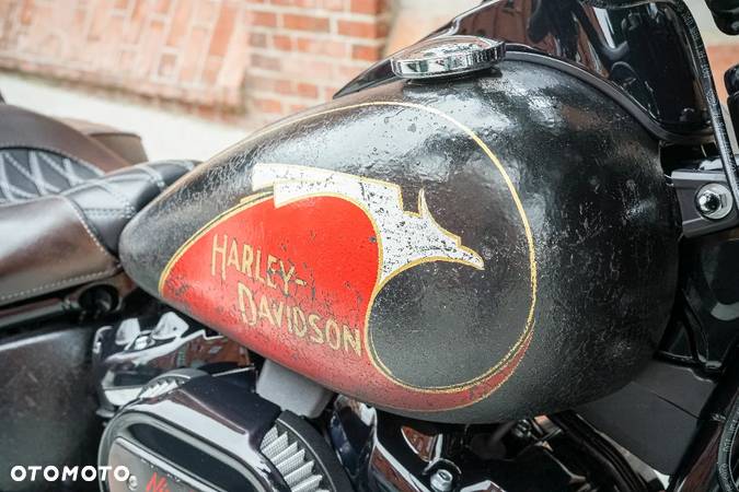 Harley-Davidson Softail Heritage Classic - 18