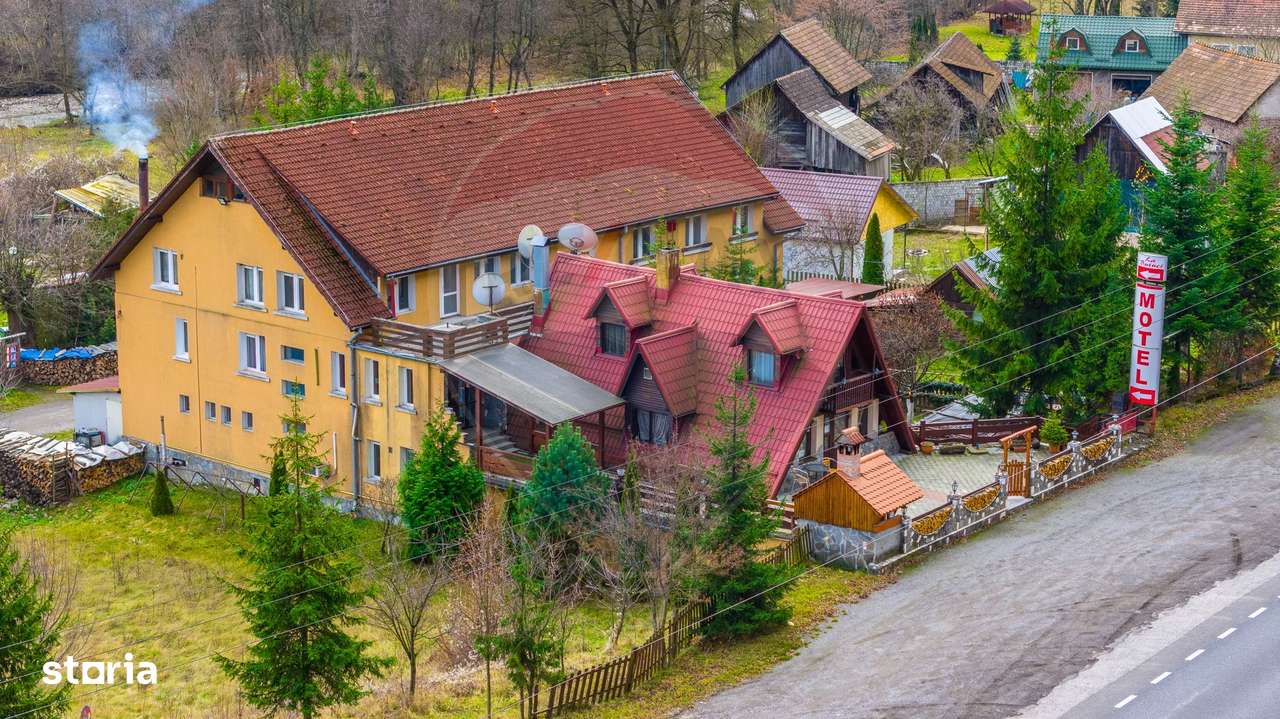 Casă / Vilă cu 20 camere de vânzare în Timisu de Jos, DN1, Brasov-5