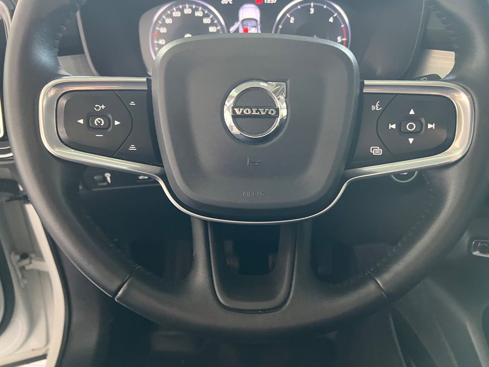 Volvo Xc-40