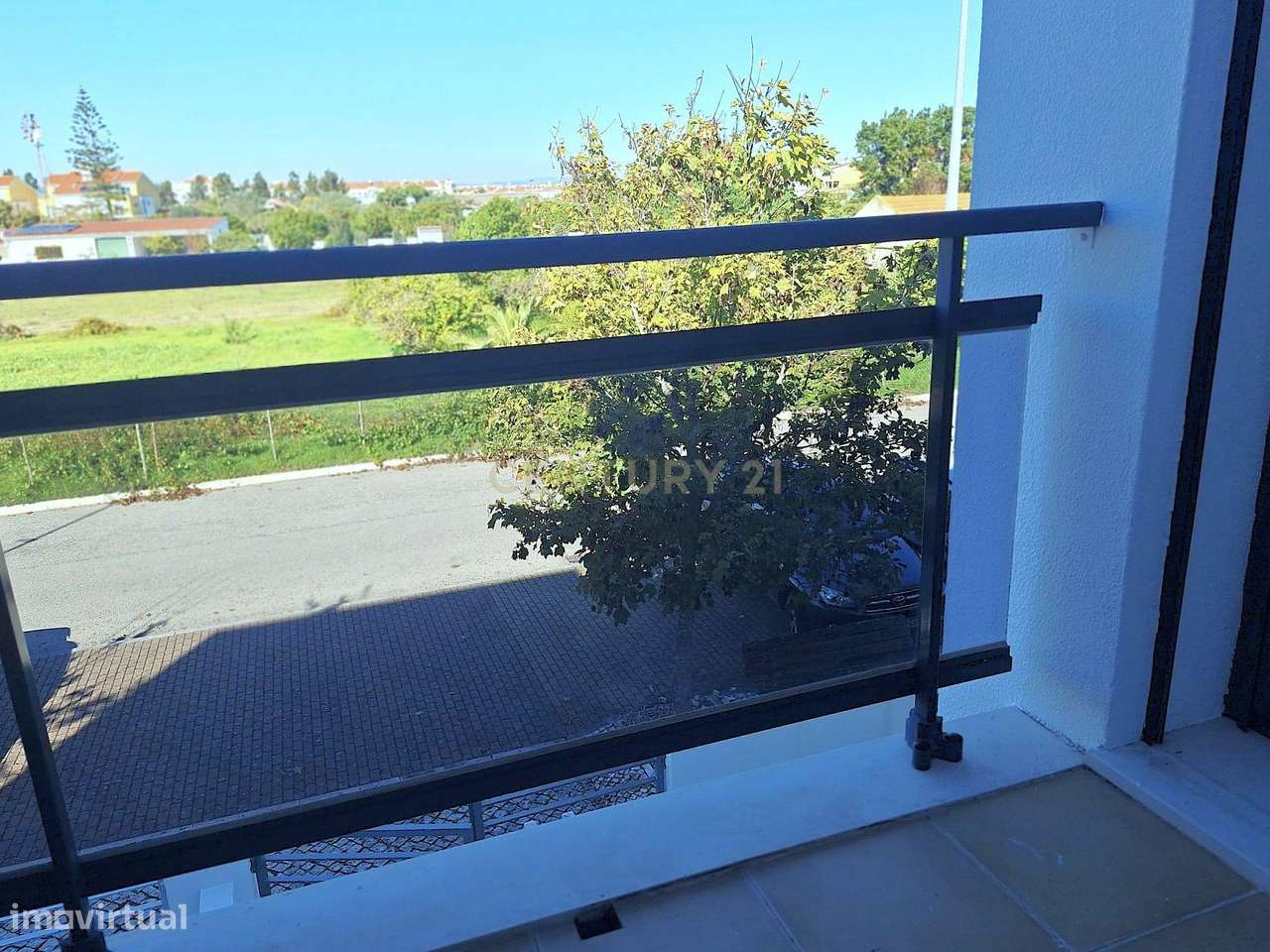 Moradia T3+1 em Alcochete: Luxo e Conforto!-31