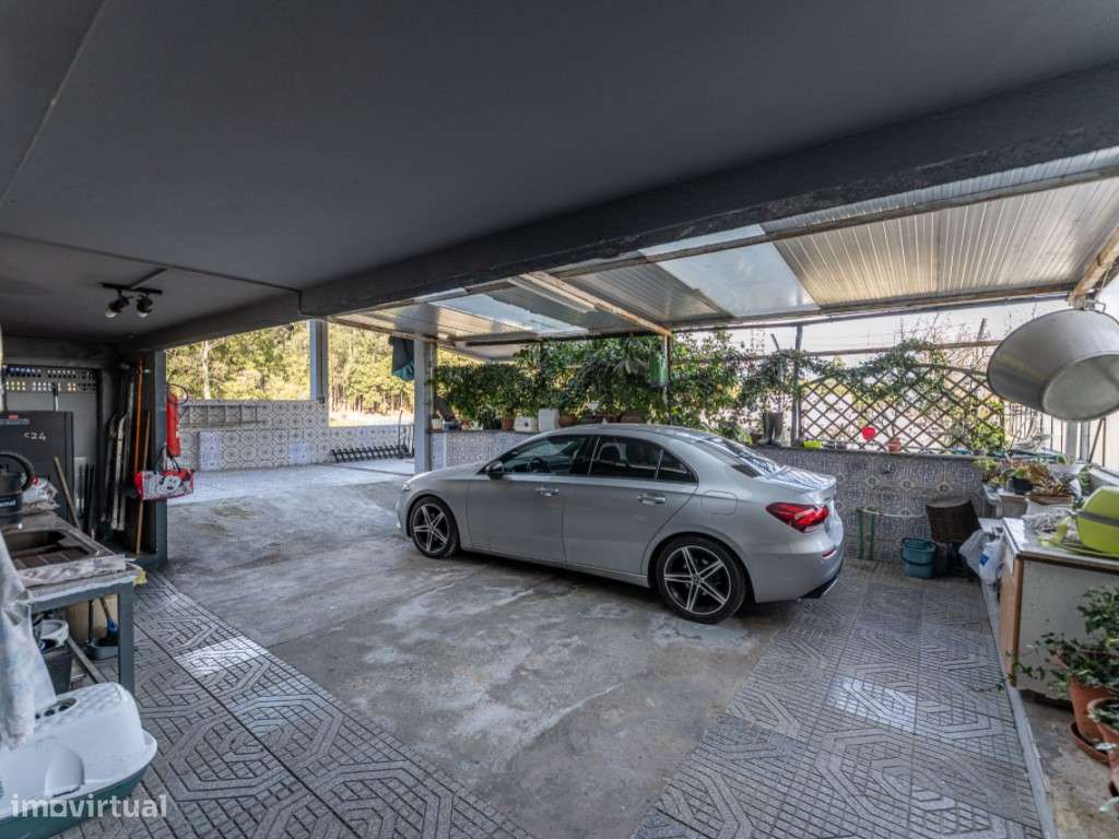 MORADIA T4 ! VARANDAS ! GARAGEM | BAGUIM DO MONTE | GONDOMAR-59