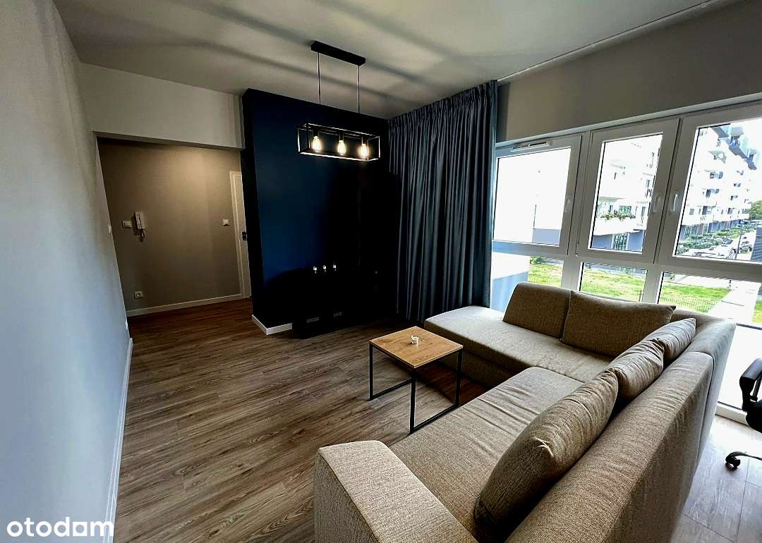 zarabiające, podzielone na dwa mieszkania