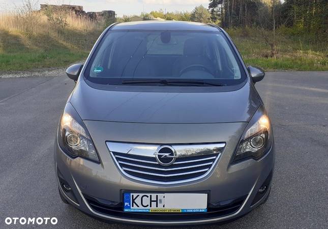 Opel Meriva 1.4 T Cosmo - 14