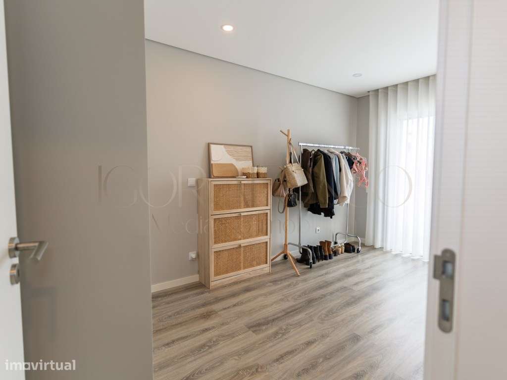 Excelente Apartamento T3 com Suíte, Elevador e Lugar de Garagem - S...-24