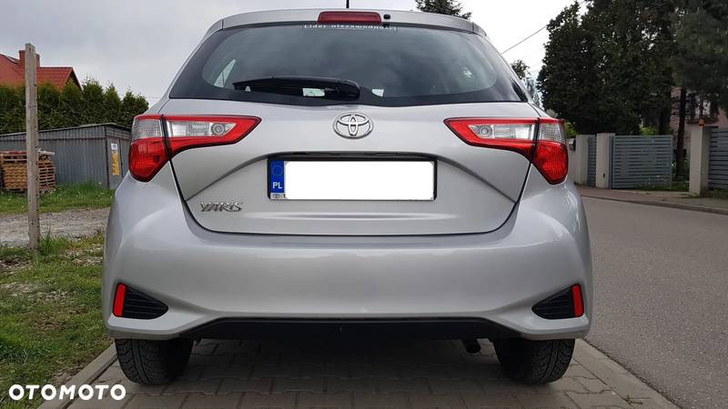 Toyota Yaris 1.5 Dynamic - 6