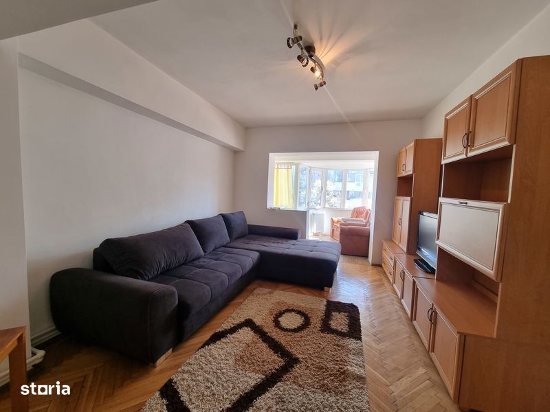 Inchiriere Apartament 3 camere Targu Jiu, strada Victoria