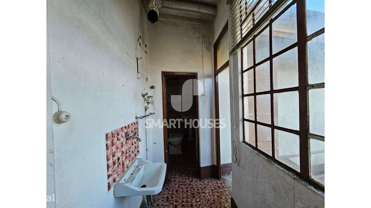 Moradia T4+T2 Pombeiro c/ terreno-23