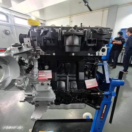 Motor RENAULT TRAFIC II  2.5  2500 DCI  146 Cv  - G9U630 - 4