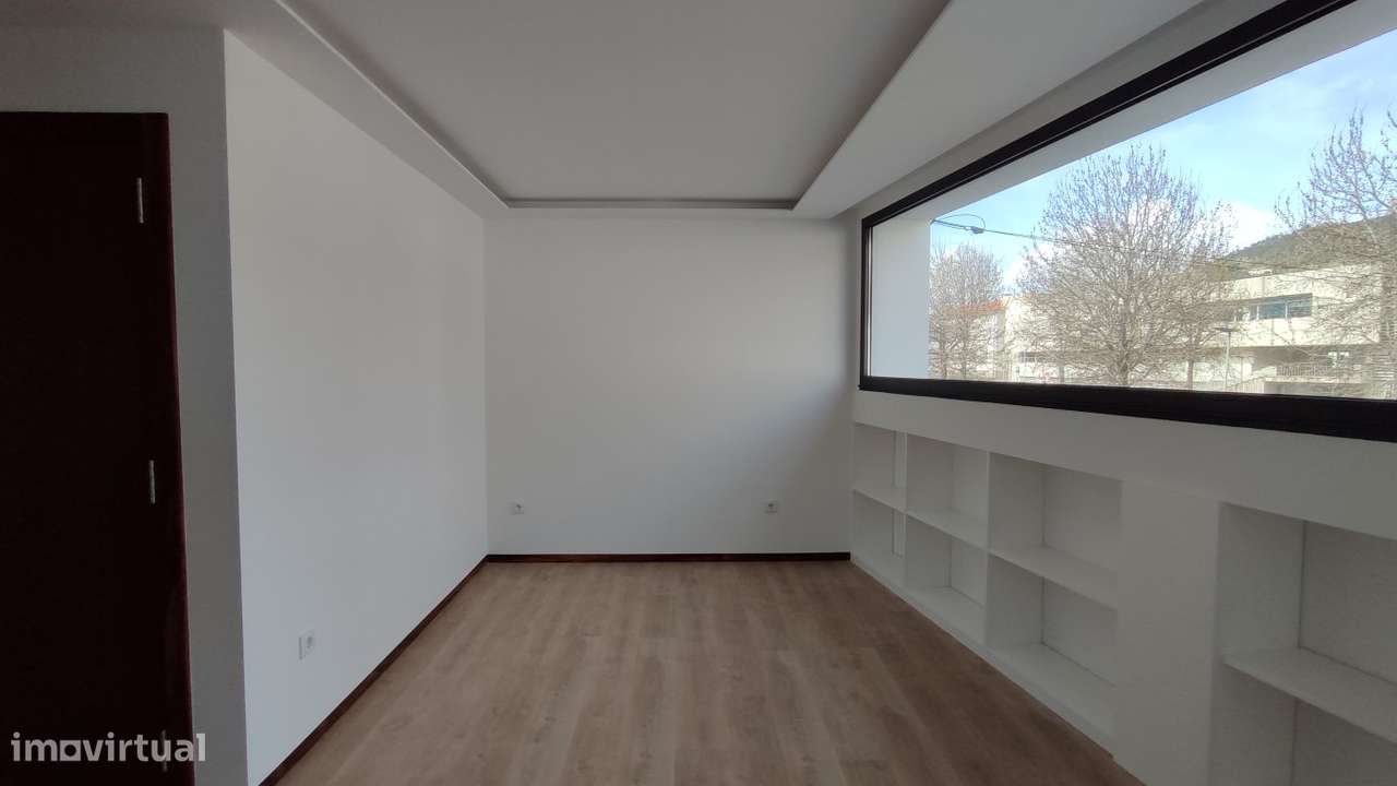 Apartamento T1 perto do Centro histórico de Viana do Castelo - Grande imagem: 3/13