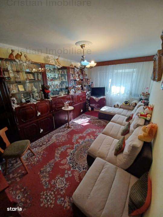 INTRETINUT! Ap 2 camere, zona Doronati-Bariera, Confort 1 - Imagine principală: 3/8