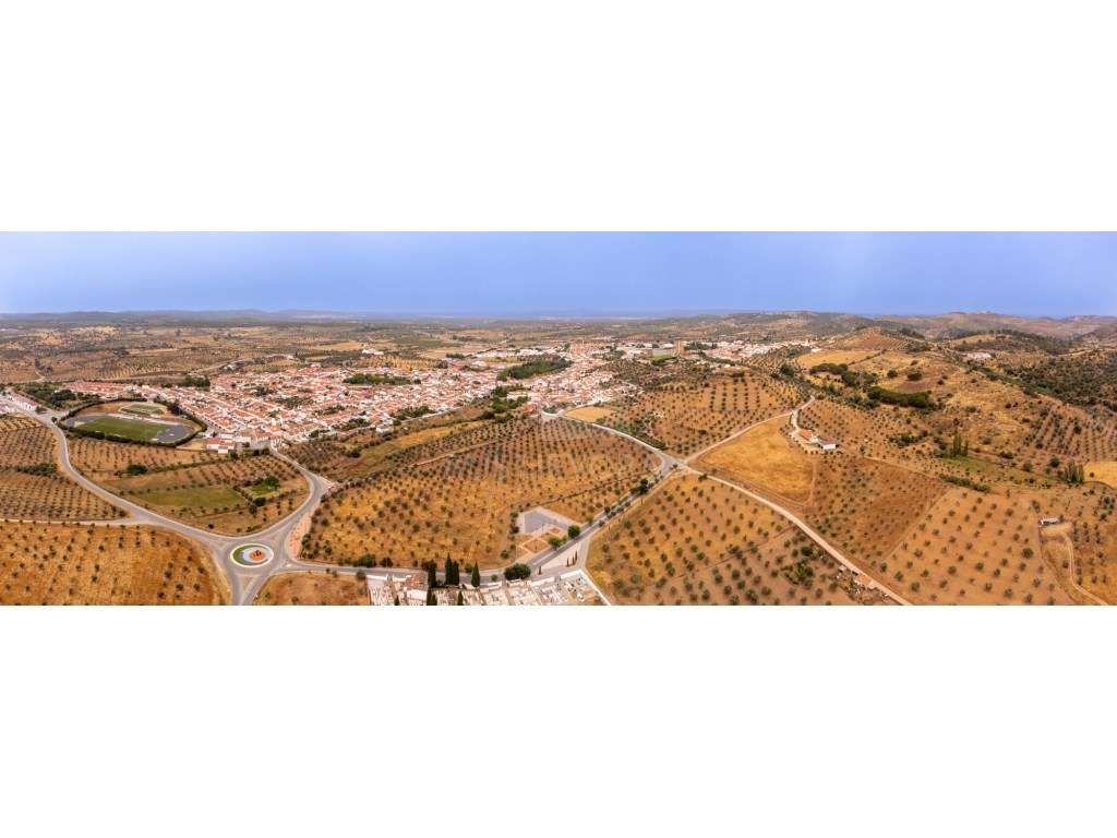 Quinta em Portel - 4,3 Ha de Tradição e Conforto-38