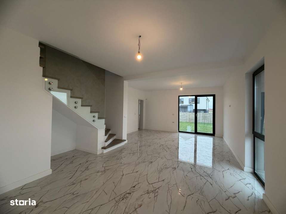 Duplex 4 camere-PANOURI SOLARE-POMPA DE CALDURA, desp. prin cam. teh.- - Imagine principală: 3/17