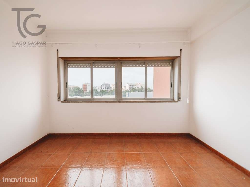 Apartamento T3 com 2 WC nas Caldas da Rainha-12