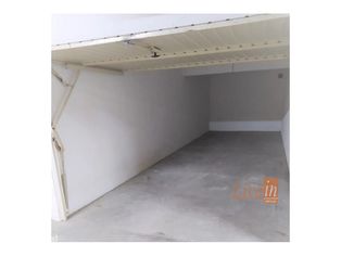 Garagem (BOX) com 26 m2 em Mem Martins - Grande imagem: 4/5