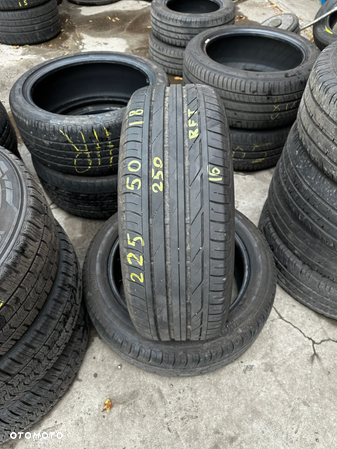 225/50x18 Bridgestone - 2