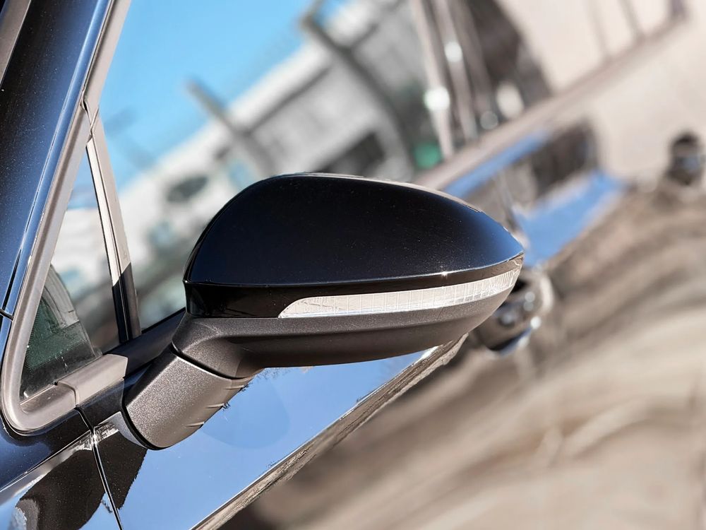Volkswagen Golf 1.5 Etsi MHEV R Line DSG 150 KM — zdjęcie 6