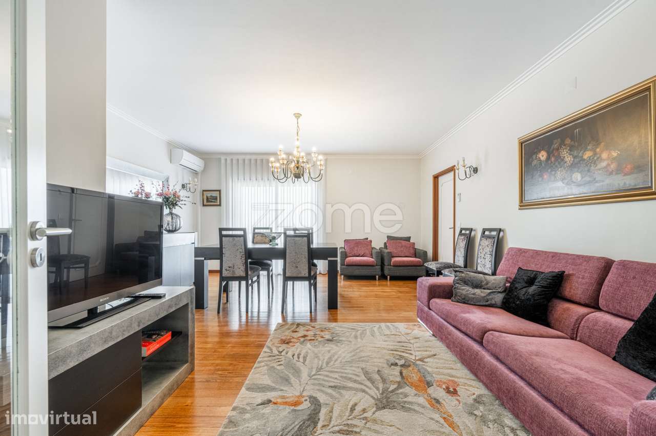 Apartamento T3 com Varandas e Vista Mar na Póvoa de Varzim - Grande imagem: 4/24