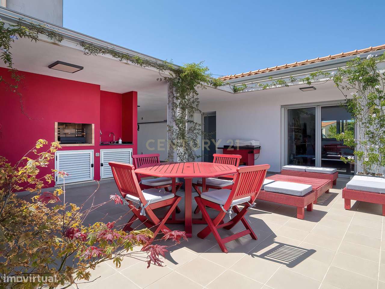 Moradia T4  como nova com Piscina  e vista serra dos Candeiros-50