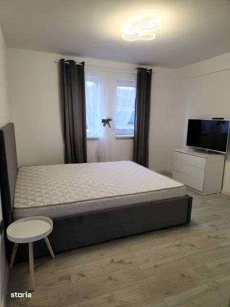 Central inchiriez apartament  3 camere 72 mp et l ,imobil nou - Imagine principală: 5/7