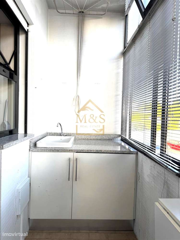 Apartamento T3 - Varandas - Garagem Box - Ramalde - Porto-3